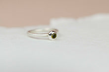 Kép betöltése a galériamegjelenítőbe: ORIGO M ezüst gyűrű turmalinnal - 49 méret