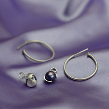 Kép betöltése a galériamegjelenítőbe: ENTRÉE Sizzle Hoop fülbevaló