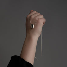 Kép betöltése a galériamegjelenítőbe: STELLAR - Oroszlán gyémánt nyaklánc (07.23 – 08.22)