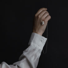 Kép betöltése a galériamegjelenítőbe: STELLAR - Rák gyémánt nyaklánc (06.21 – 07.22)