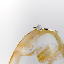 Kép betöltése a galériamegjelenítőbe: Vespera - Salt & Pepper gyémánt sárga arany gyűrű