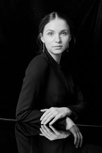 Kép betöltése a galériamegjelenítőbe: Voice - H Fülbevaló