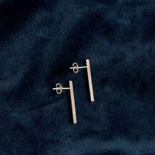 Kép betöltése a galériamegjelenítőbe: VOICE - III Fülbevaló