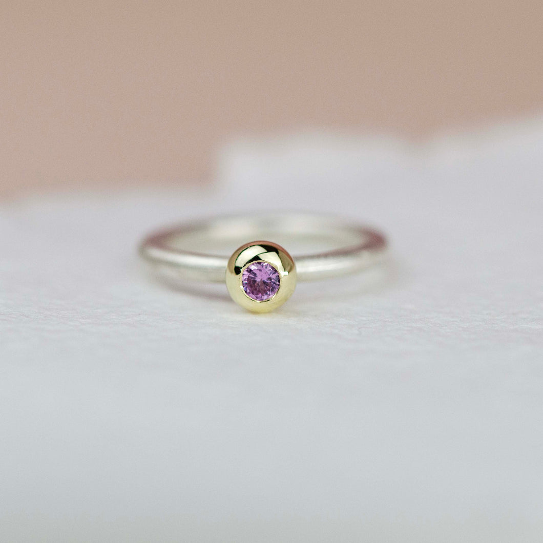 ORIGO S gyűrű sárgaarany foglalat lila zafír - 51 méret