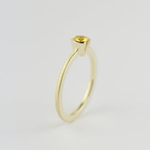 Kép betöltése a galériamegjelenítőbe: Vespera - Sárga zafír sárgaarany gyűrű

